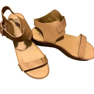 Canyon river blue platforms